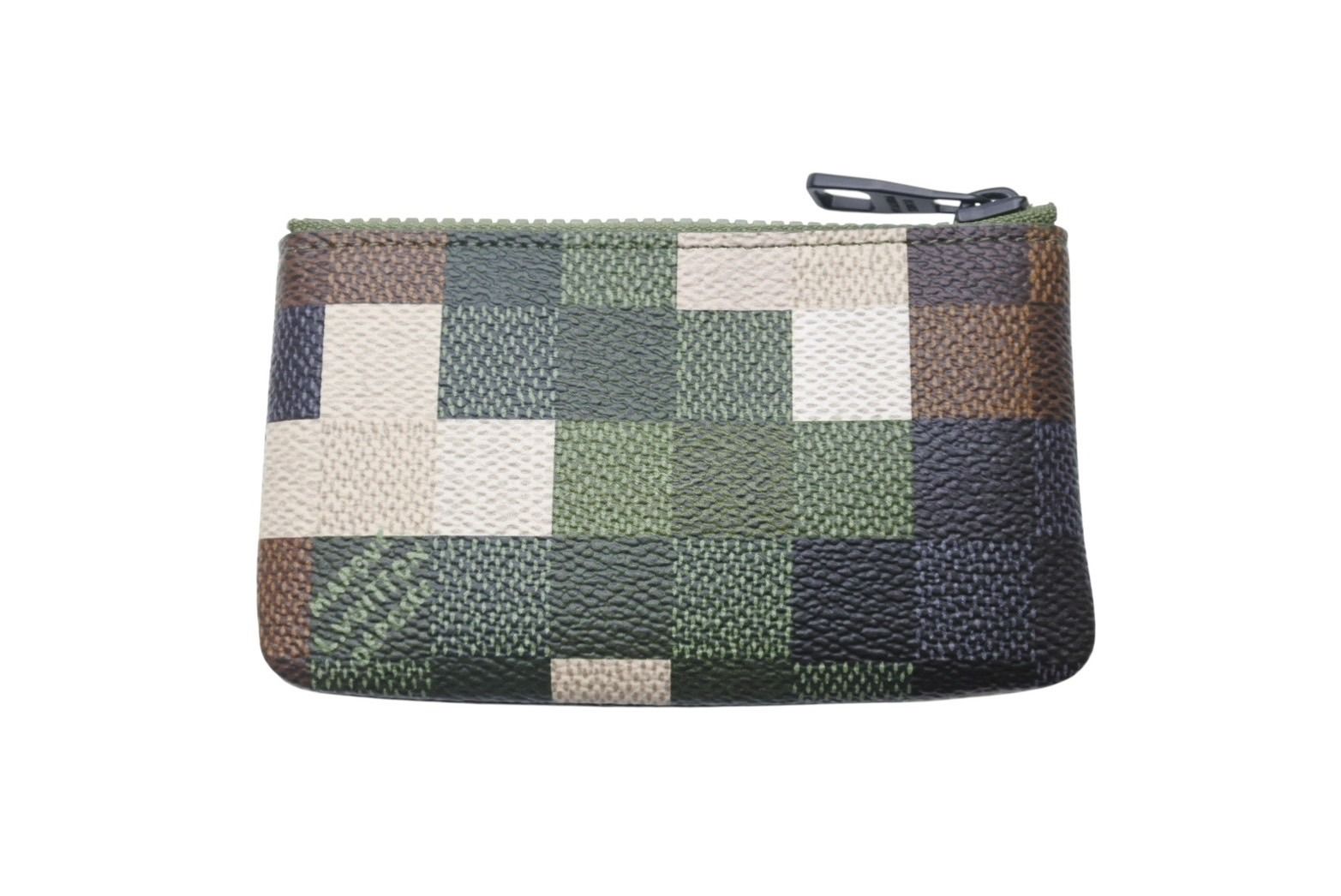 Louis Vuitton Pochette Cles Damier Pop Canvas Damoflage — view 3