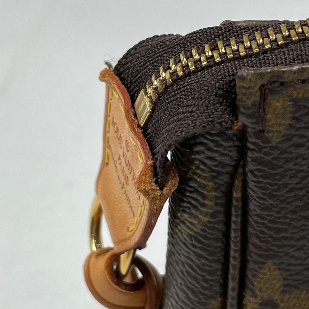 Louis Vuitton Pochette Makeup Cosmetics Pouch Monogram Brown — view 4