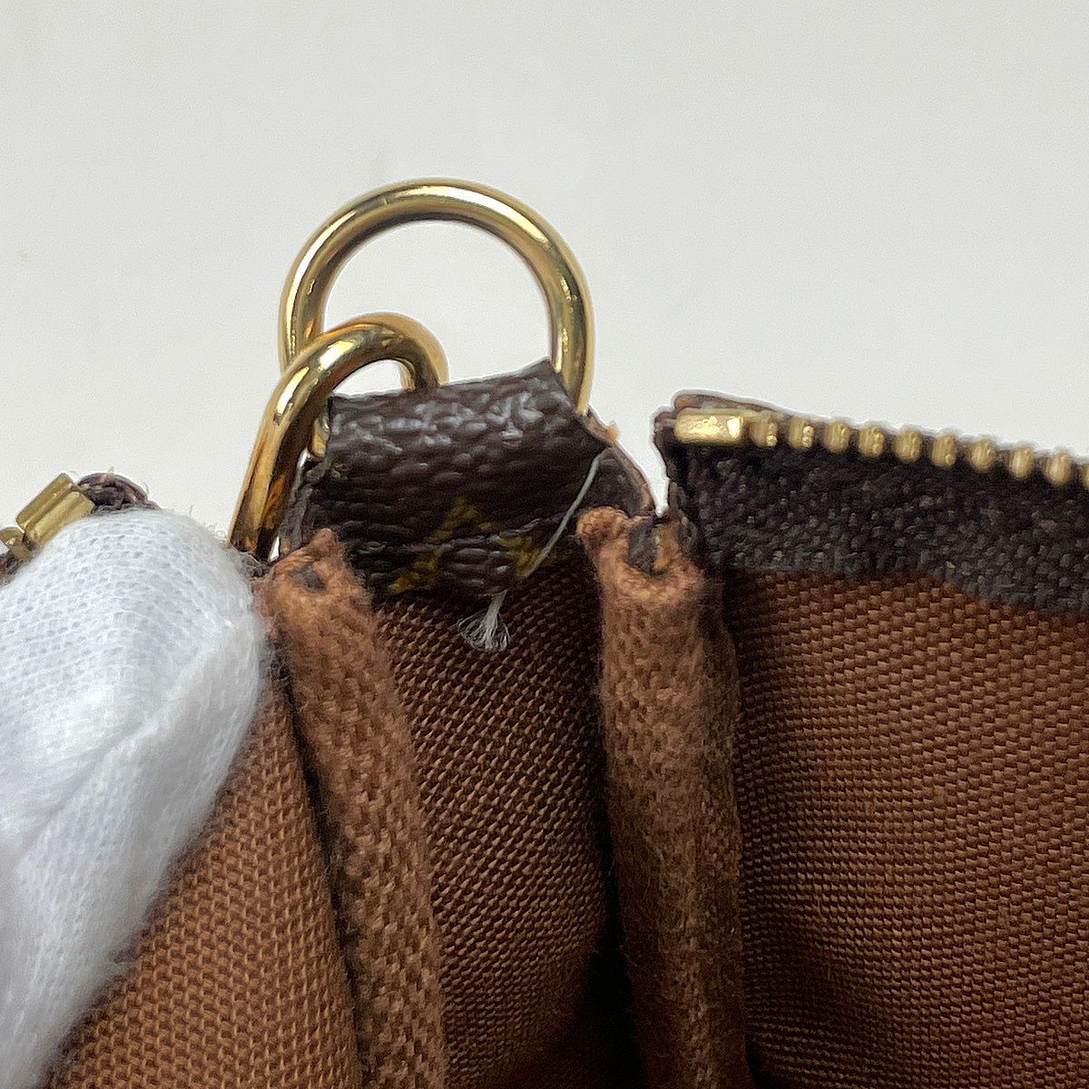 Louis Vuitton Pochette Makeup Cosmetics Pouch Monogram Brown — view 7