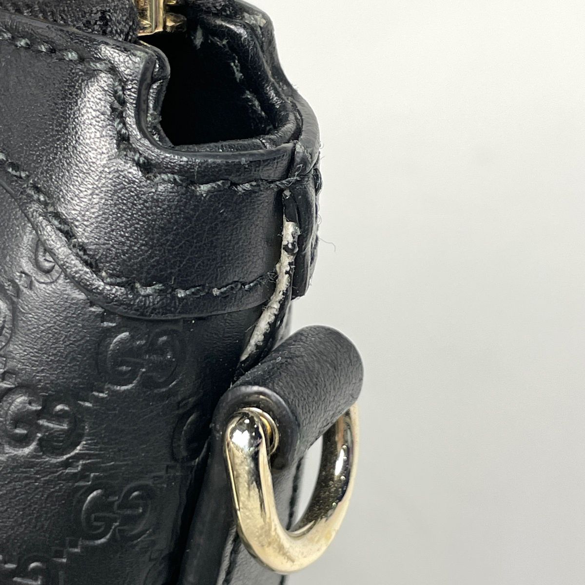 Gucci Micro Guccissima Handbag Leather Black — view 4