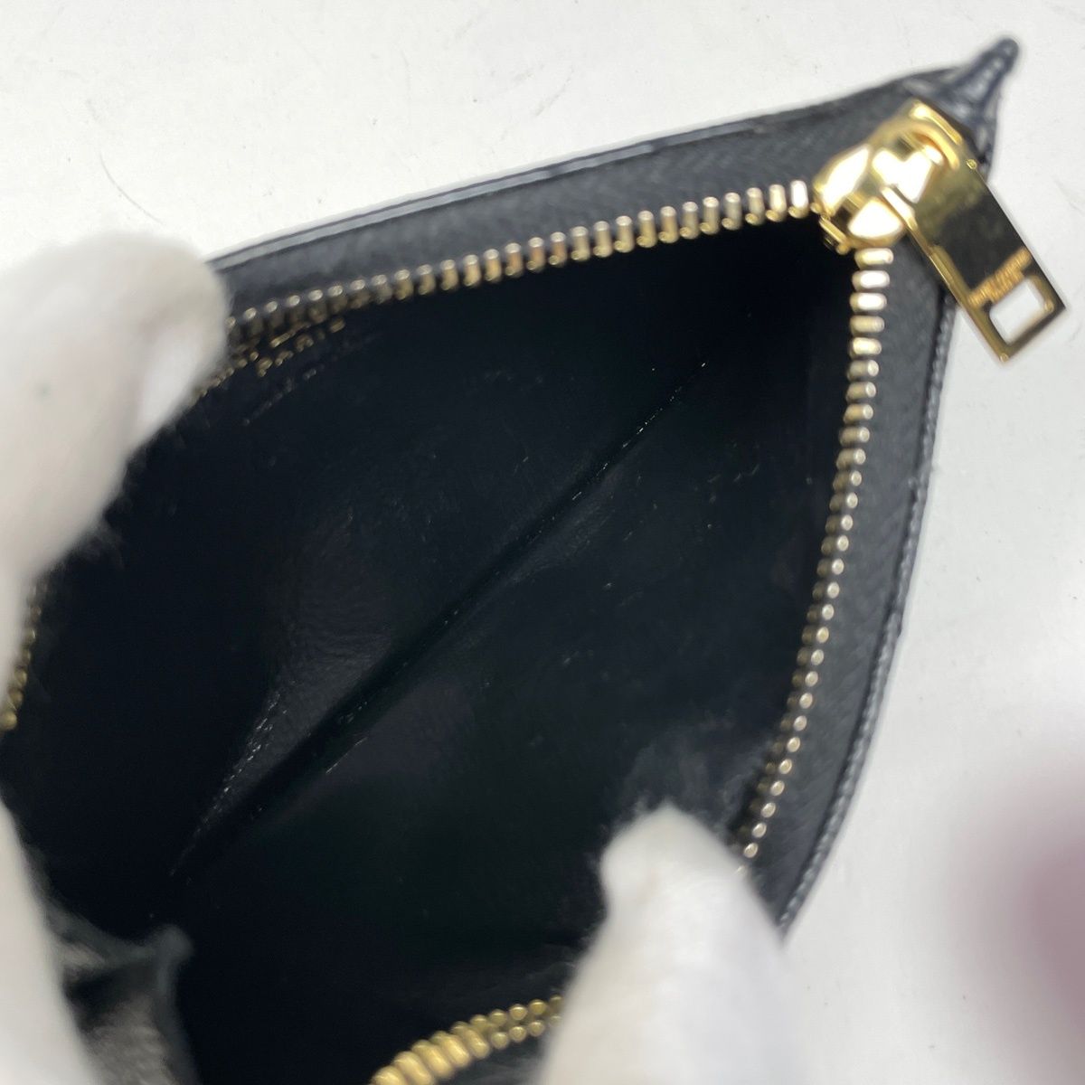 Saint Laurent Monogram Lambskin Fragment Zip Card Case Leather Black — view 6