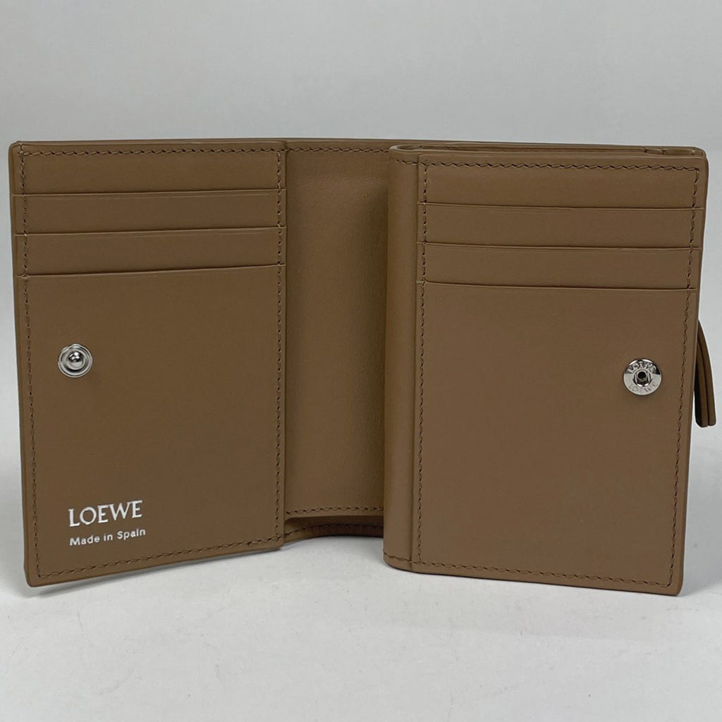 Loewe Duet Compact Wallet Bifold Smooth Leather Mocha — view 7