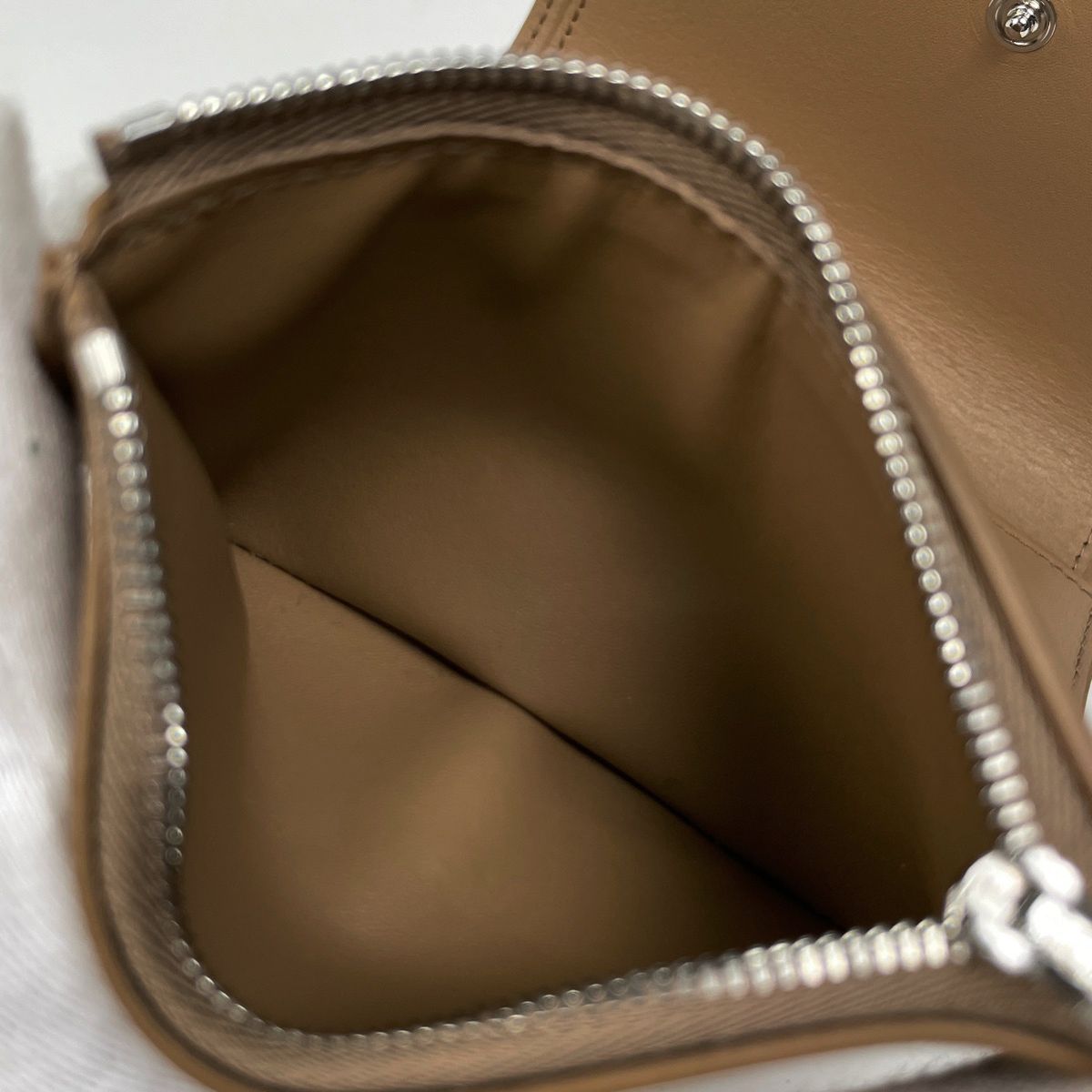 Loewe Vertical Wallet Small Trifold Smooth Leather Mocha — view 6