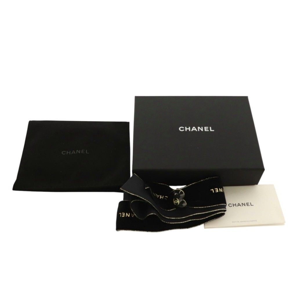 Chanel CC Logo Small Zip Wallet Gray Calfskin Caviar Quilted Black — view 8