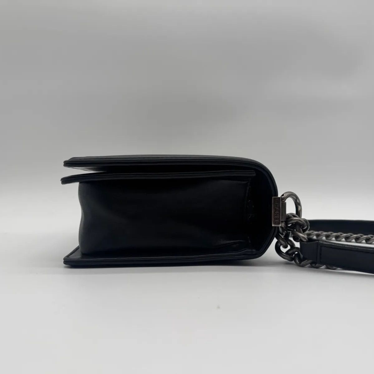Chanel Large Shoulder Bag CC Logo Quilted Silver Black Leather — view 3