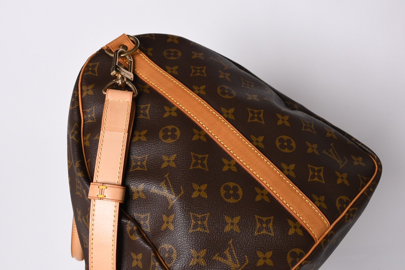 Louis Vuitton Keepall 55 Boston Bag V1 Monogram Brown Gold — view 7