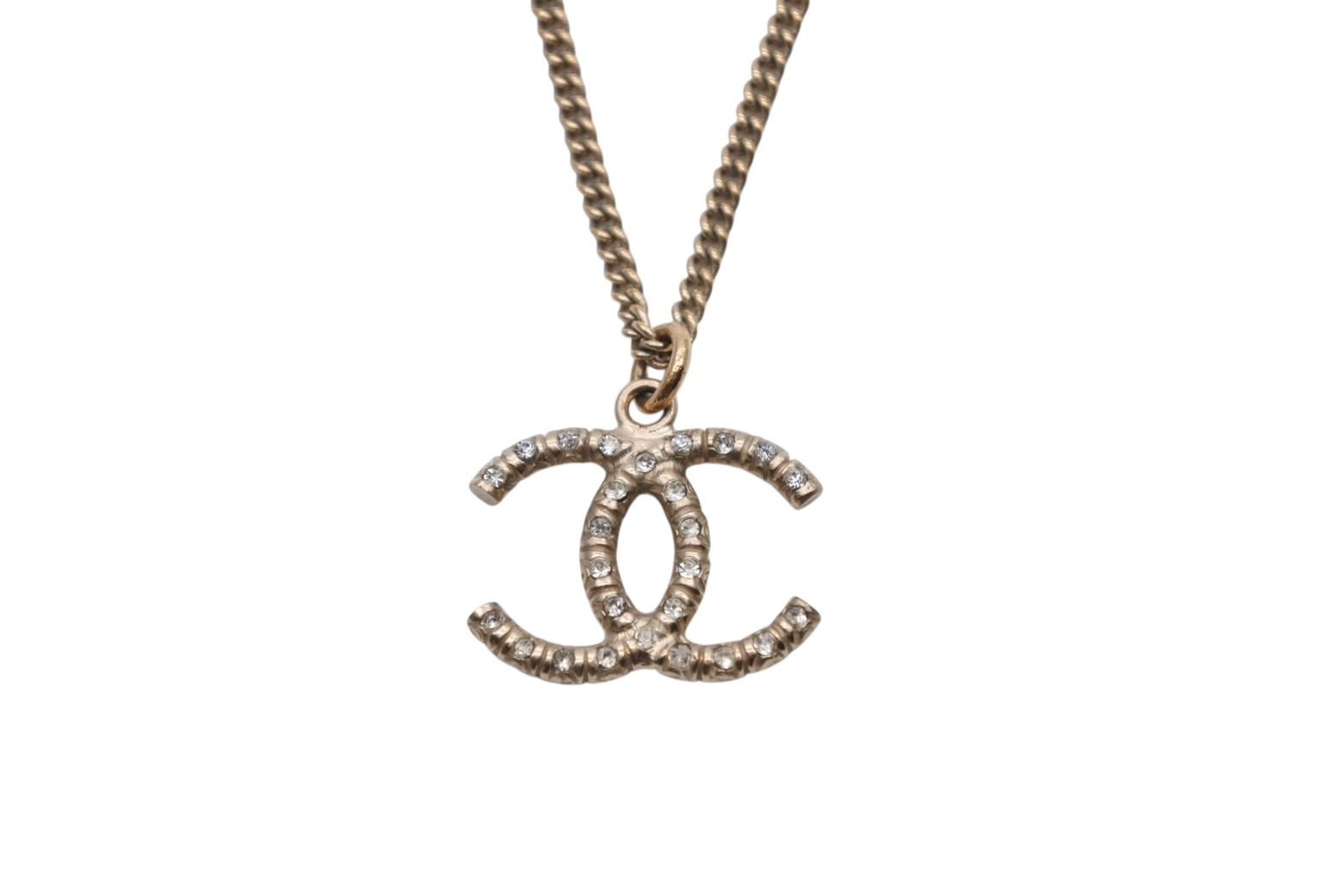 Chanel CC Logo Necklace Rhinestone Gold 08c — view 3