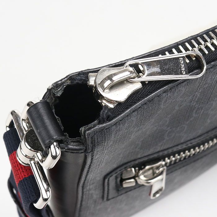 Gucci GG Supreme Crossbody Shoulder Bag — view 5