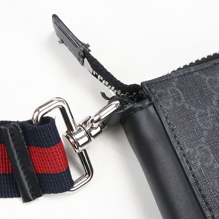 Gucci GG Supreme Crossbody Shoulder Bag — view 4