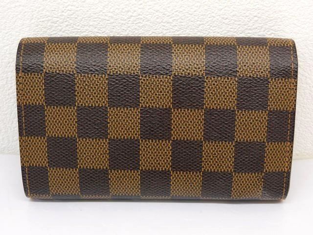 Louis Vuitton Tresor Damier Wallet — view 2
