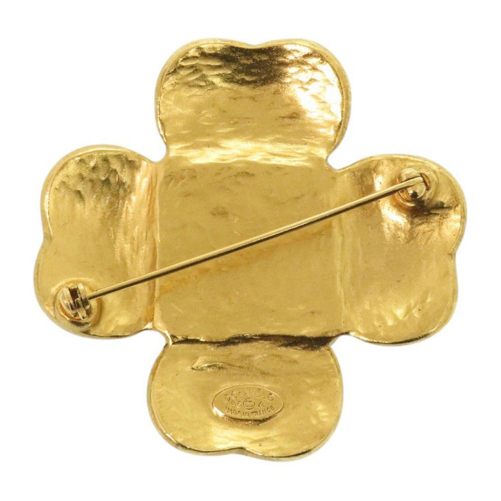 Chanel CC Logo Vintage Clover Stone Metal Gold Brooch — view 3