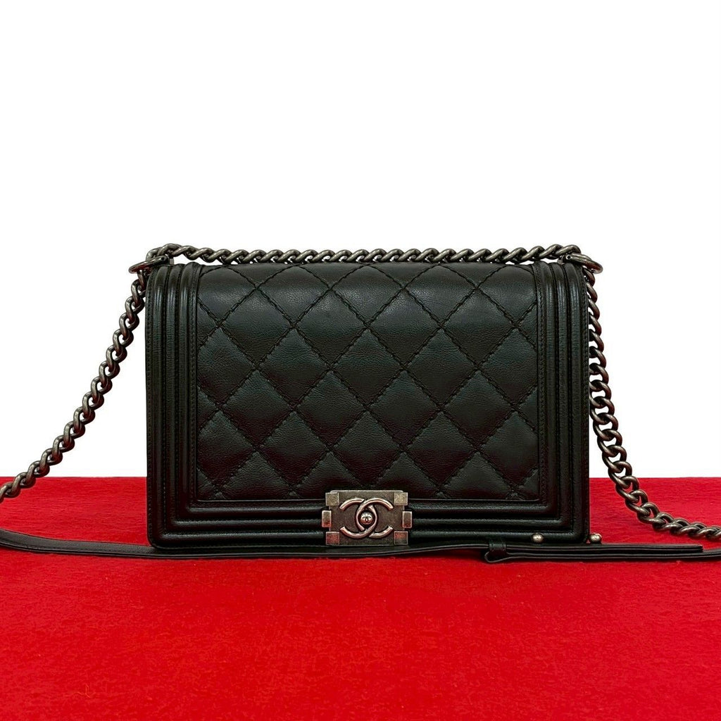 Chanel CC Logo Leather Chain Shoulder Bag Black