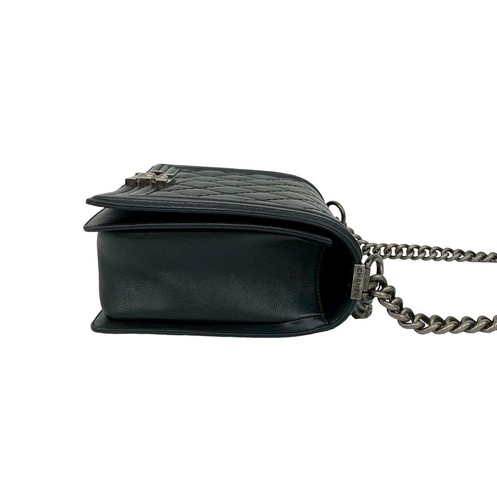 Chanel CC Logo Leather Chain Shoulder Bag Black — view 6