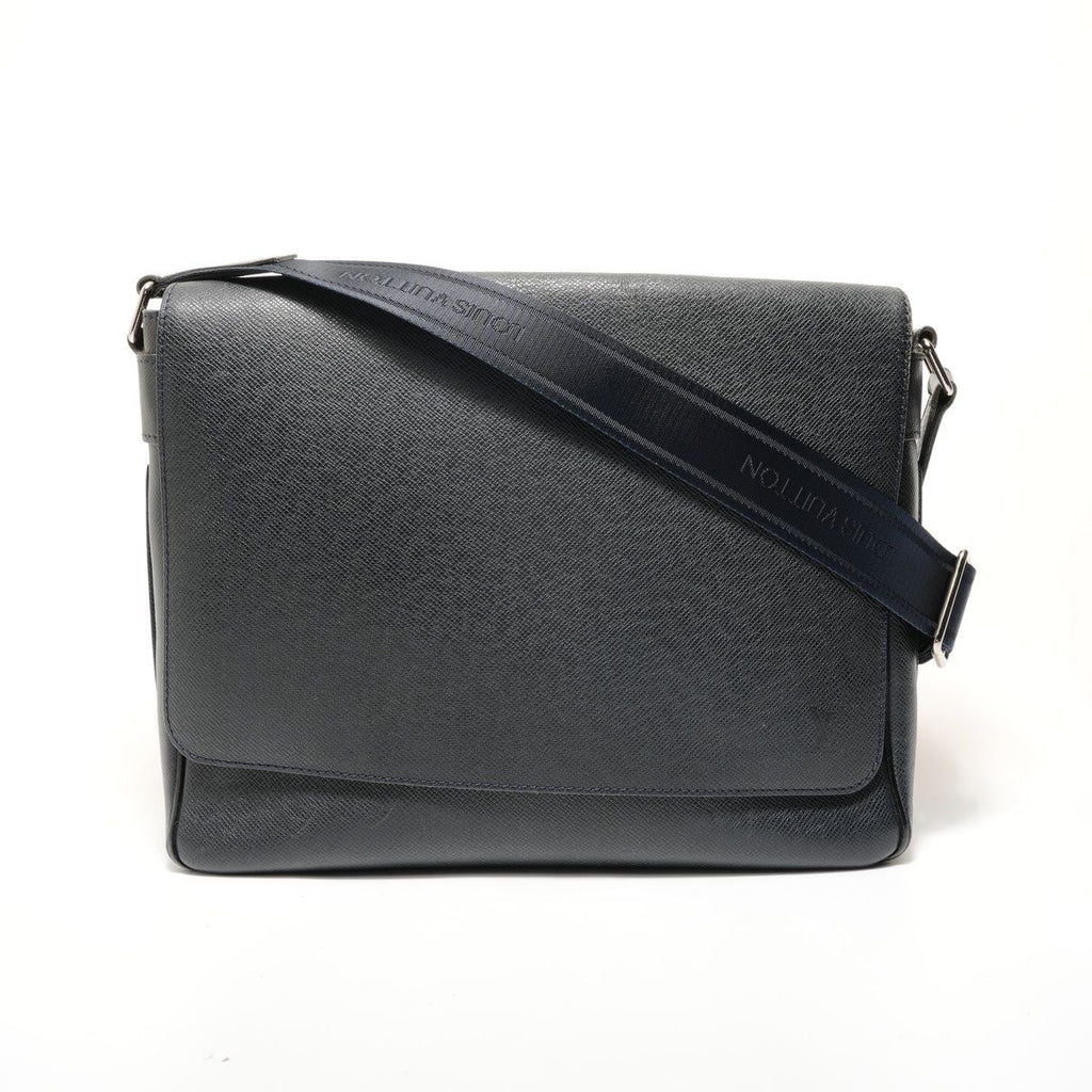 Louis Vuitton Shoulder Bag Taiga Roman MM