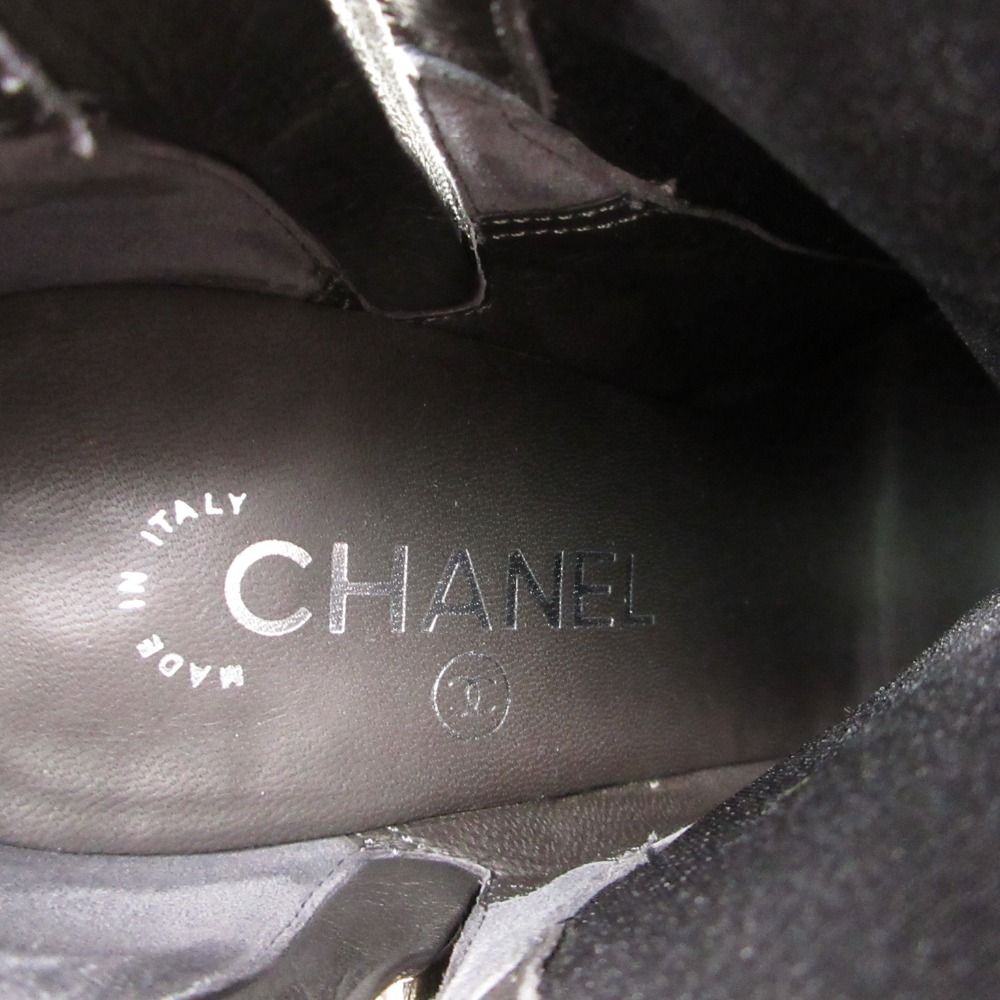 Chanel Boots CC Logo Quilted Ankle Booties Short Shoes Side Zip Gray — view 6