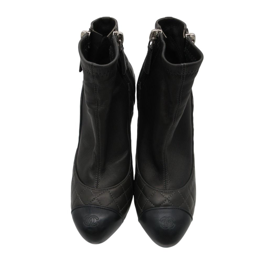 Chanel Boots CC Logo Quilted Ankle Booties Short Shoes Side Zip Gray — view 4