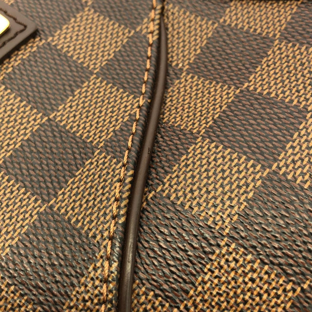 Louis Vuitton Damier Thames GM Shoulder Bag — view 5