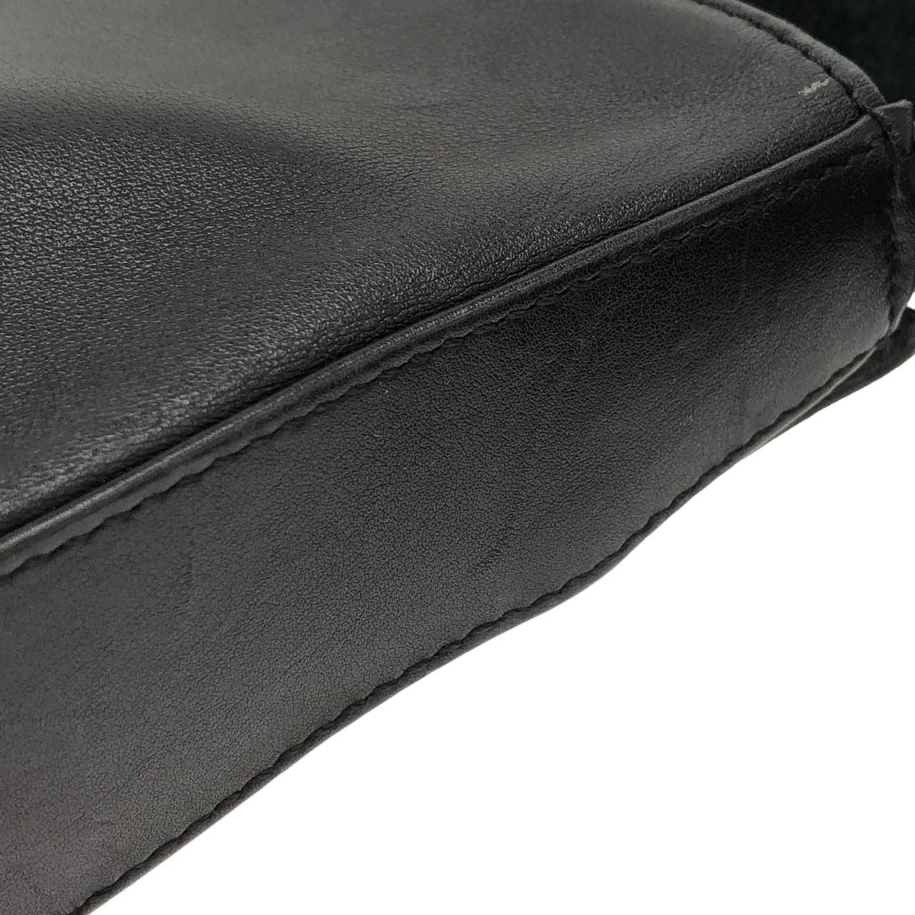 Dior Vintage Shoulder Bag — view 4