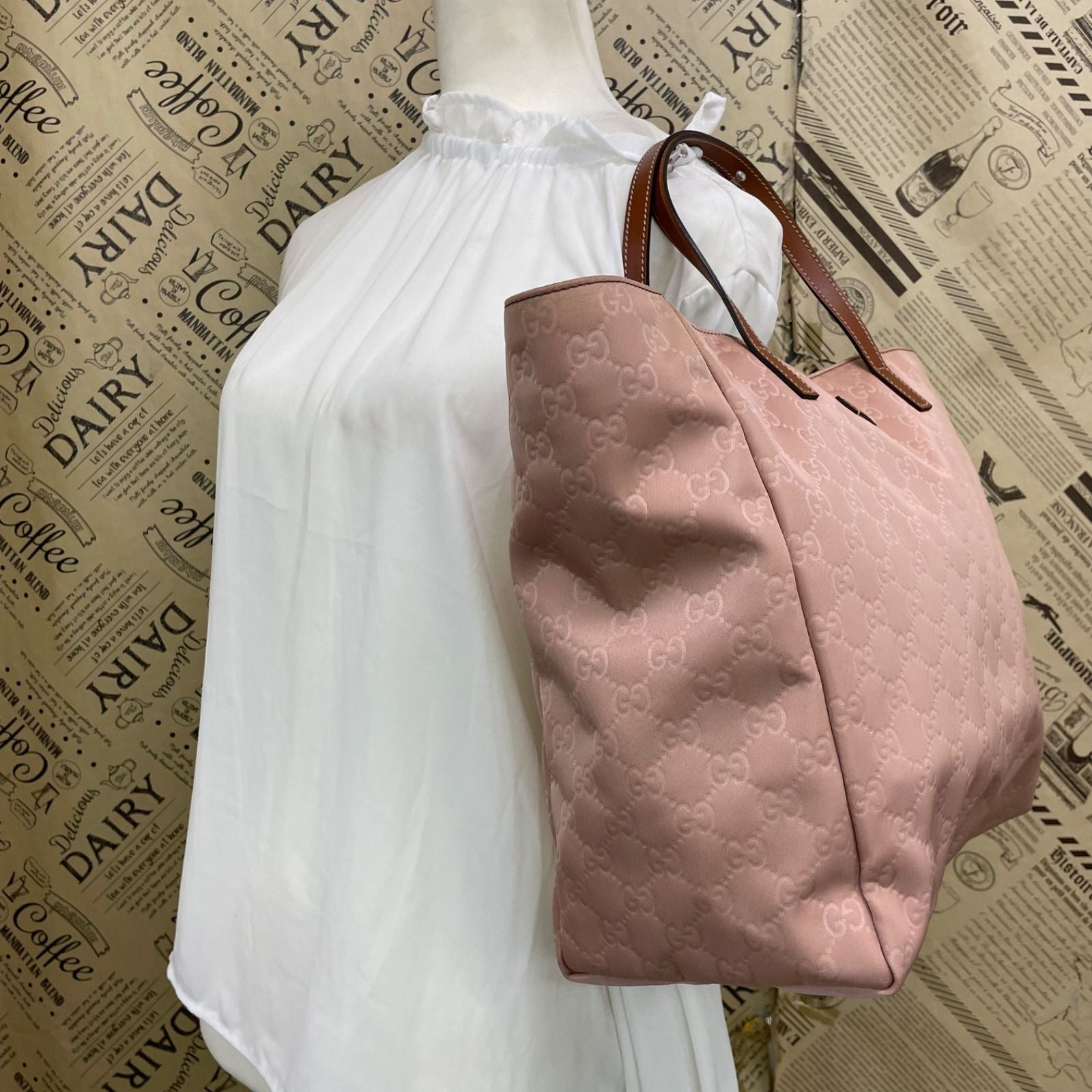 Gucci Tote GG Nylon Business Shoulder Pink Travel — view 4