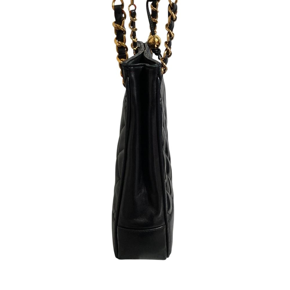 Chanel Quilted Lambskin Chain Shoulder Bag Tote Black — view 4