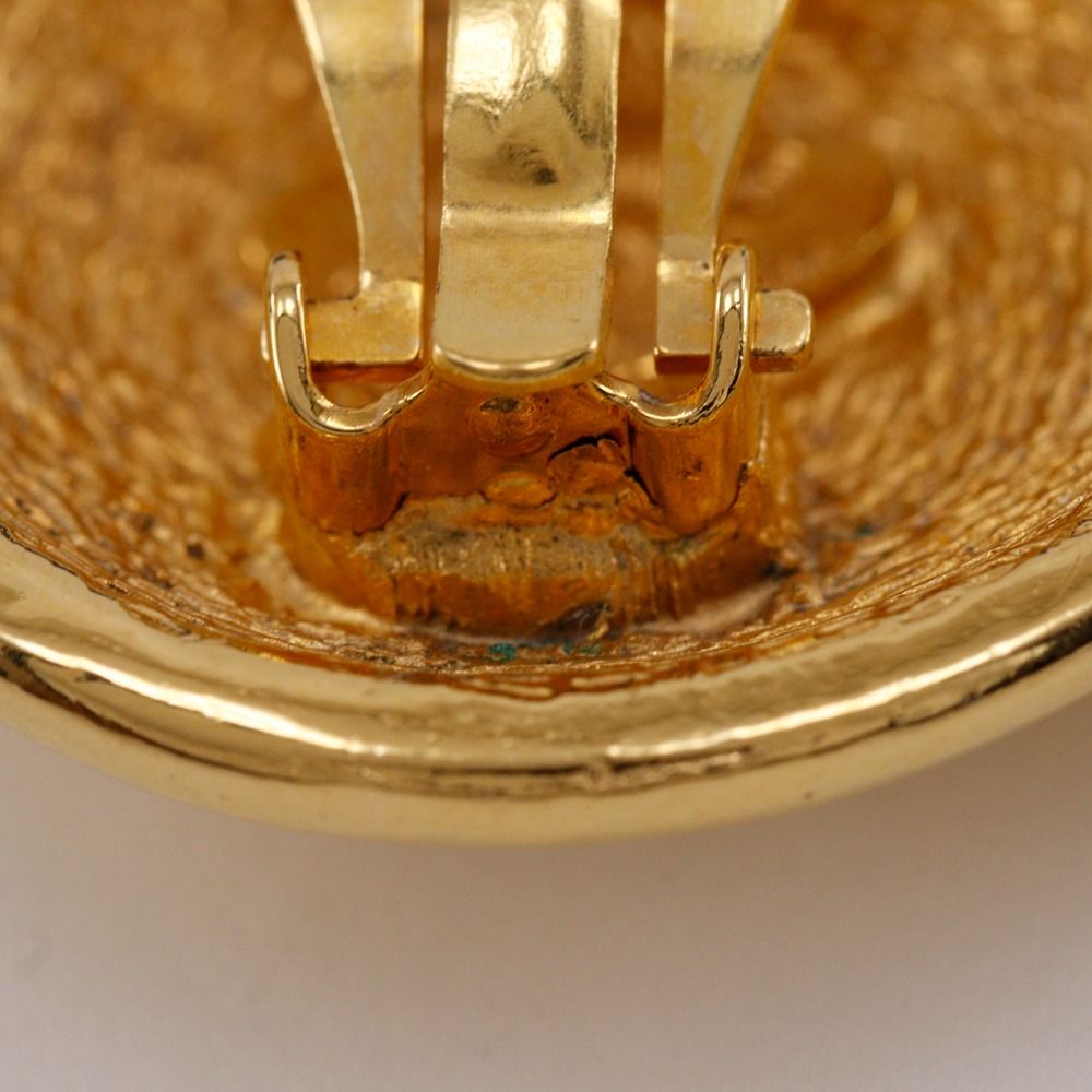 Chanel CC Logo Quilted Vintage Gold Plated Earrings — view 9