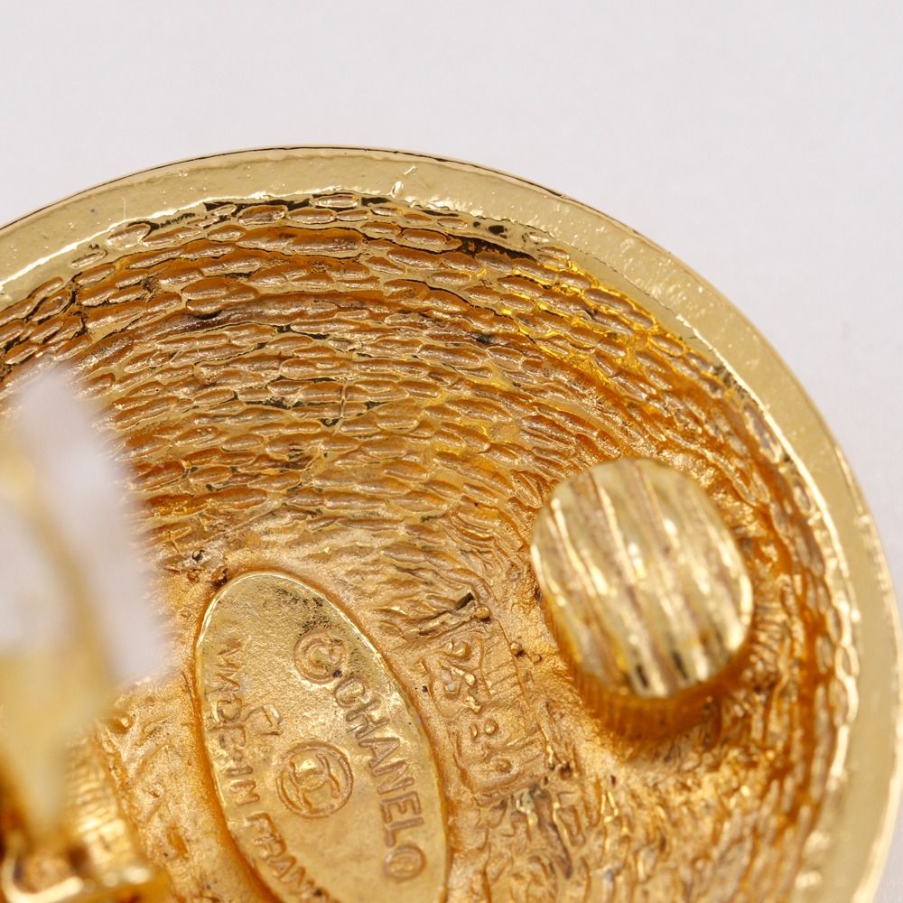 Chanel CC Logo Quilted Vintage Gold Plated Earrings — view 7