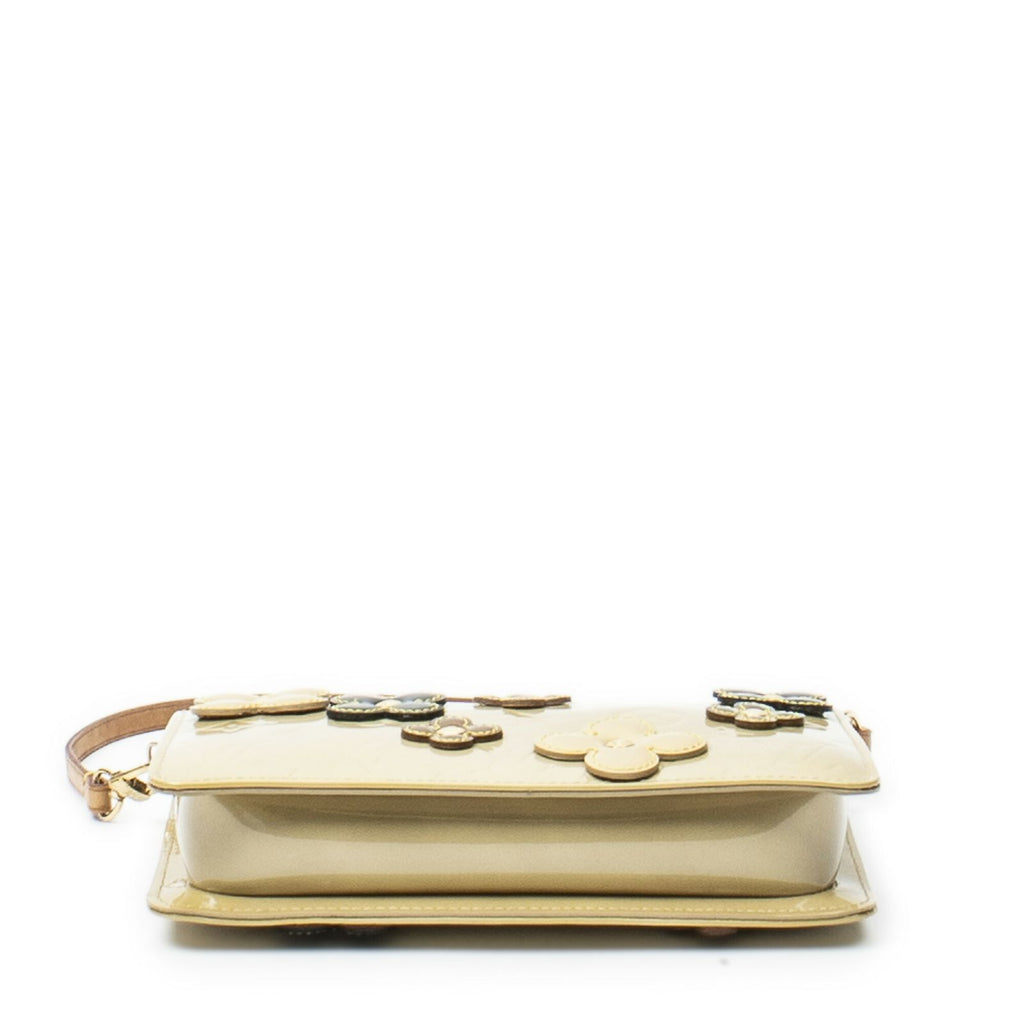 Louis Vuitton Lexington Pochette Pistache Monogram Vernis — view 6
