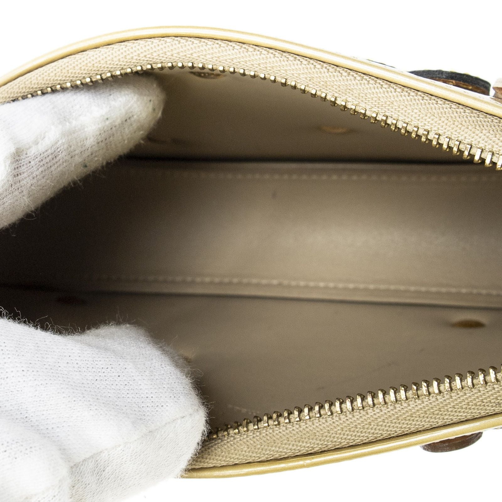 Louis Vuitton Lexington Pochette Pistache Monogram Vernis — view 9