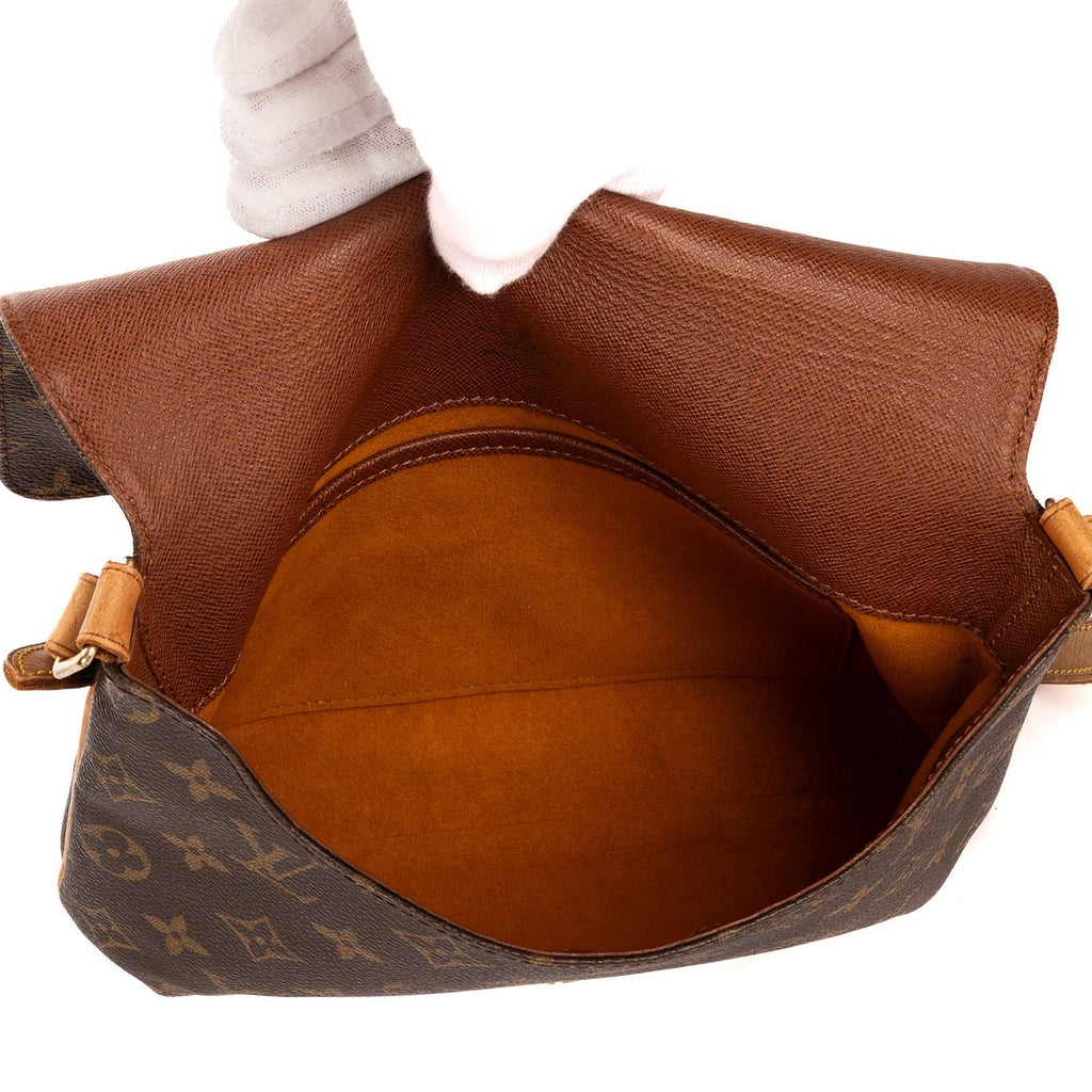 Louis Vuitton Musette Tango Brown Monogram Canvas — view 9
