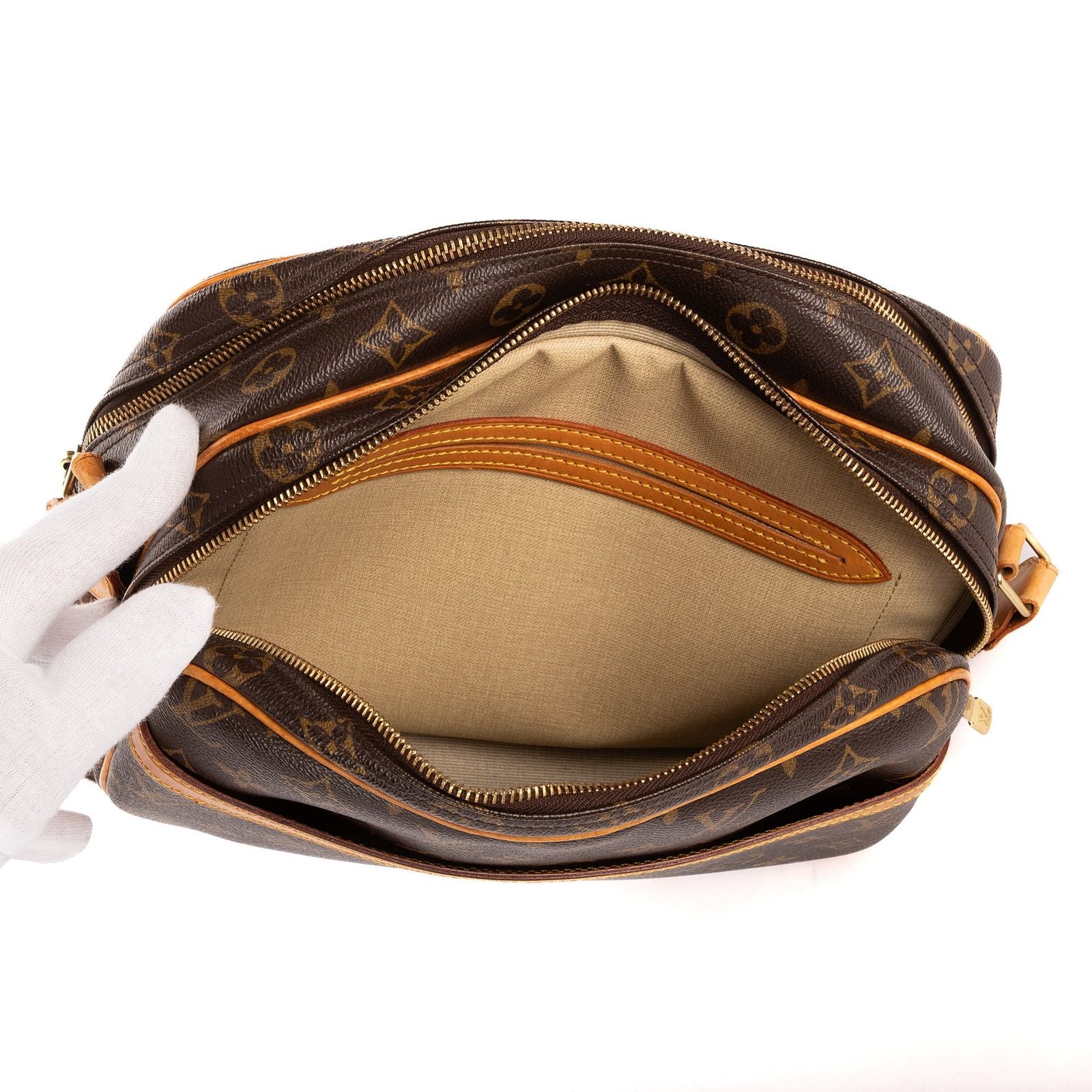 Louis Vuitton Reporter Brown Monogram Canvas — view 9