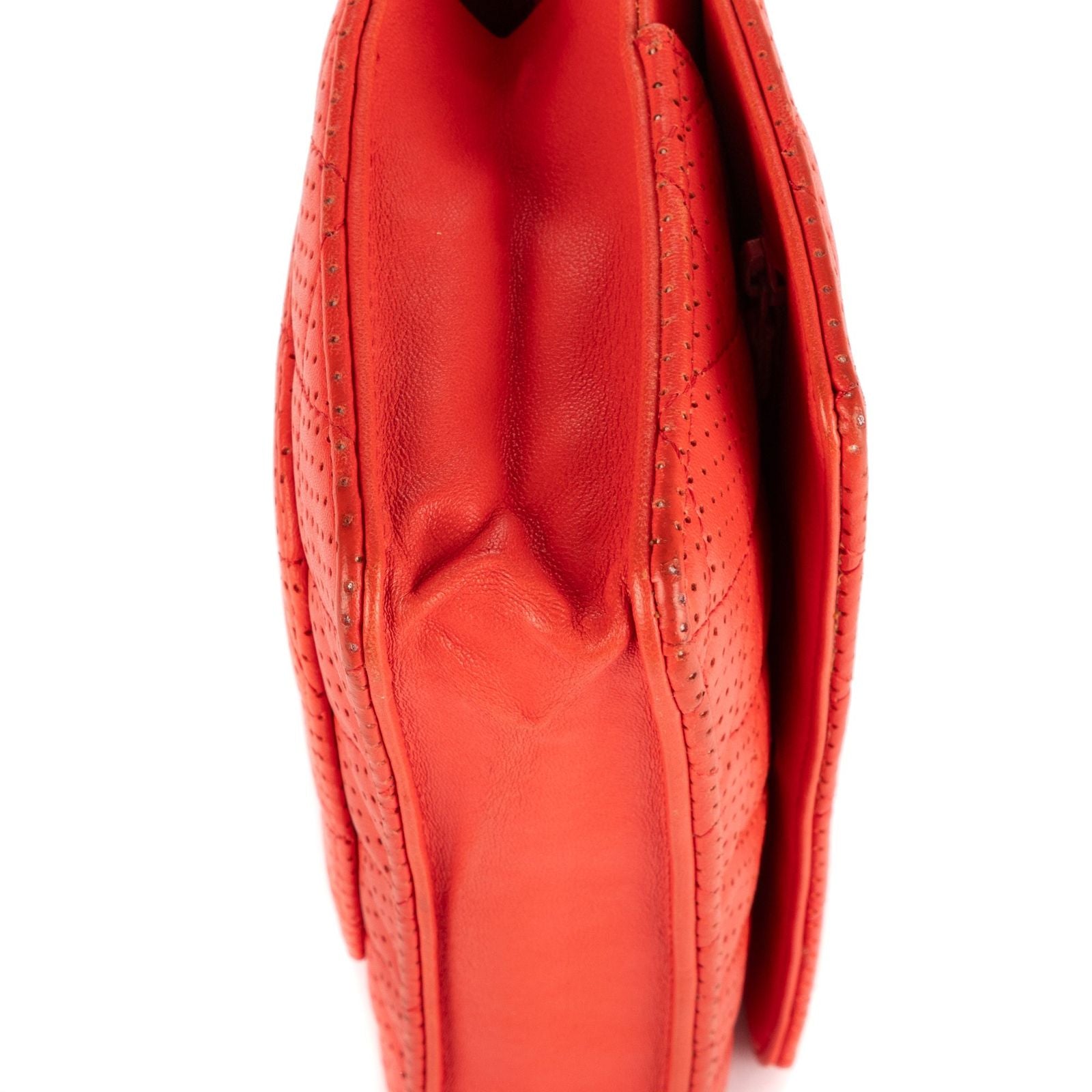 Chanel Chain Wallet Red Quilted Perfo Leather — view 7
