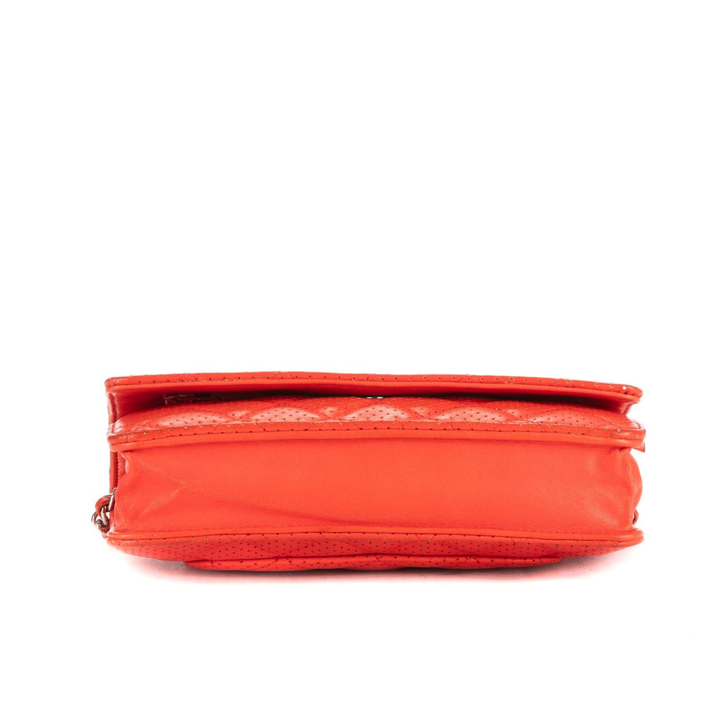 Chanel Chain Wallet Red Quilted Perfo Leather — view 6