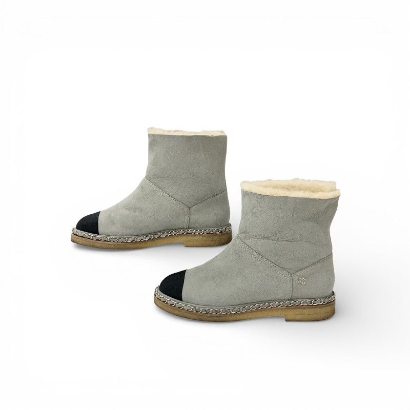 Chanel Boots Short Shoes Suede Fabric Light Gray Black CC Logo Chain Shearling — view 3