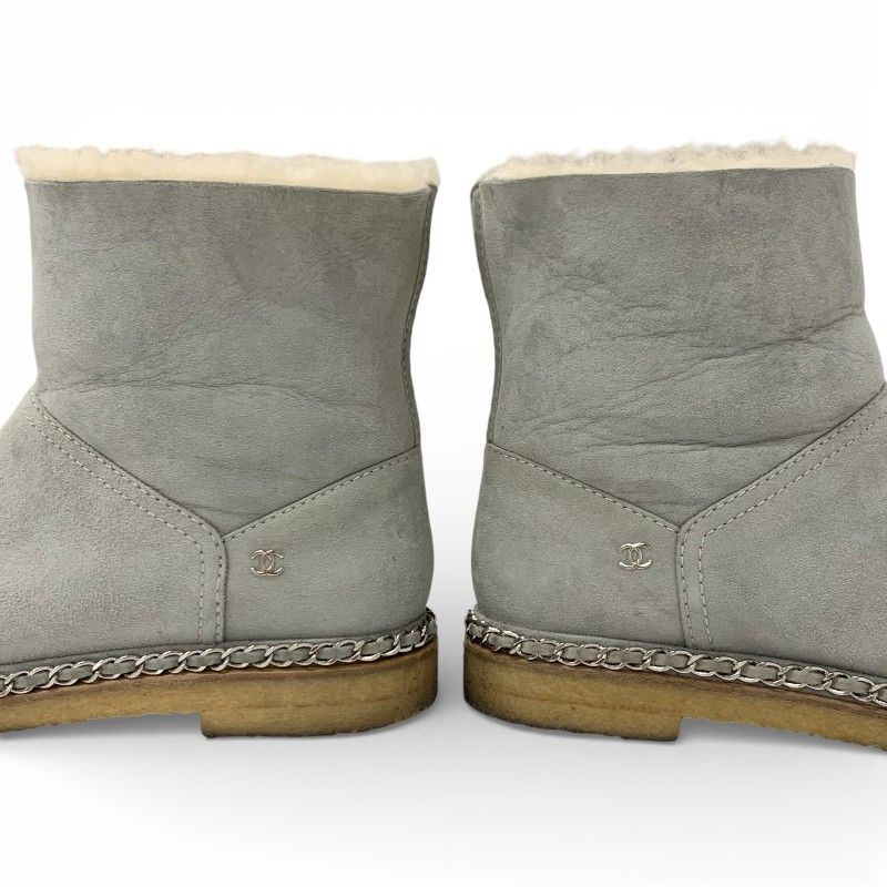 Chanel Boots Short Shoes Suede Fabric Light Gray Black CC Logo Chain Shearling — view 9