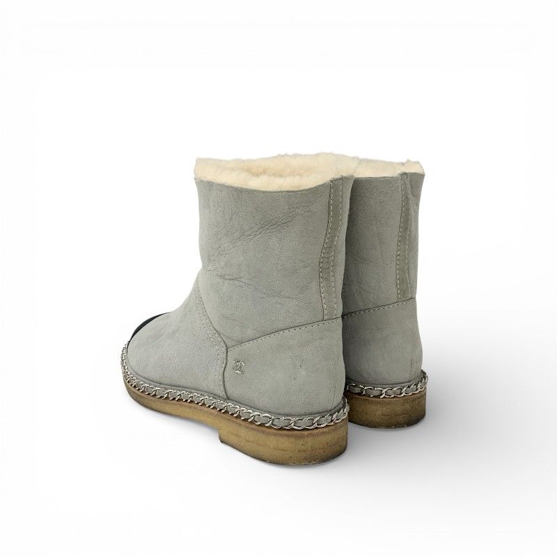 Chanel Boots Short Shoes Suede Fabric Light Gray Black CC Logo Chain Shearling — view 4