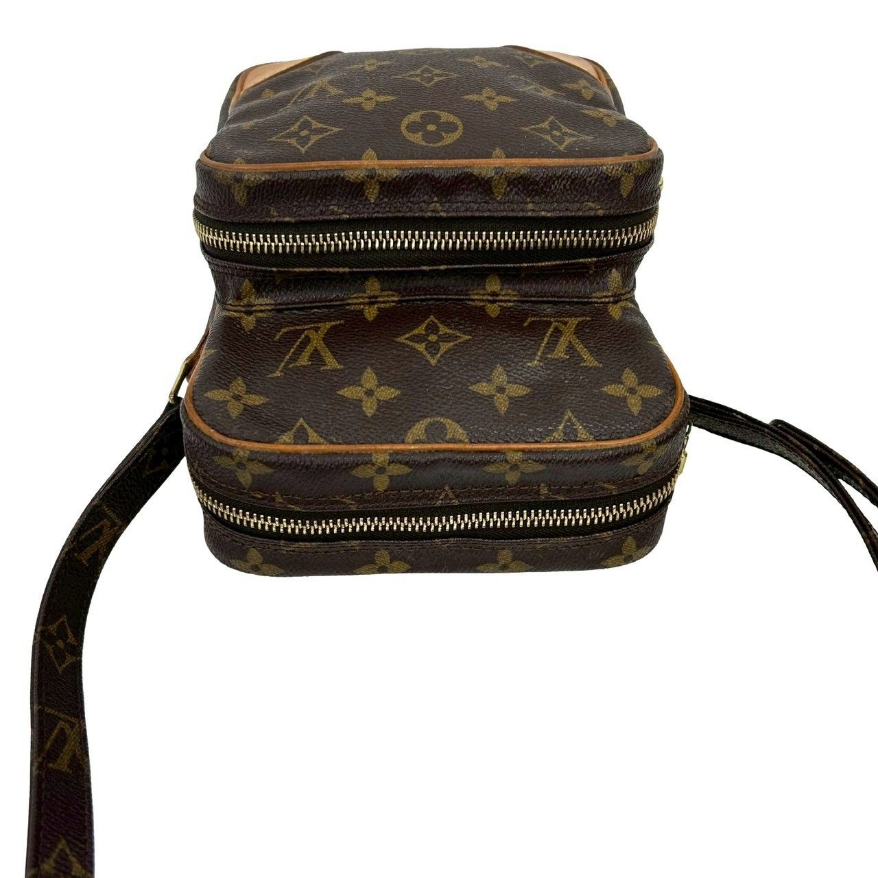 Louis Vuitton Vintage Amazon Monogram Leather Mini Shoulder Bag Pochette Brown — view 4