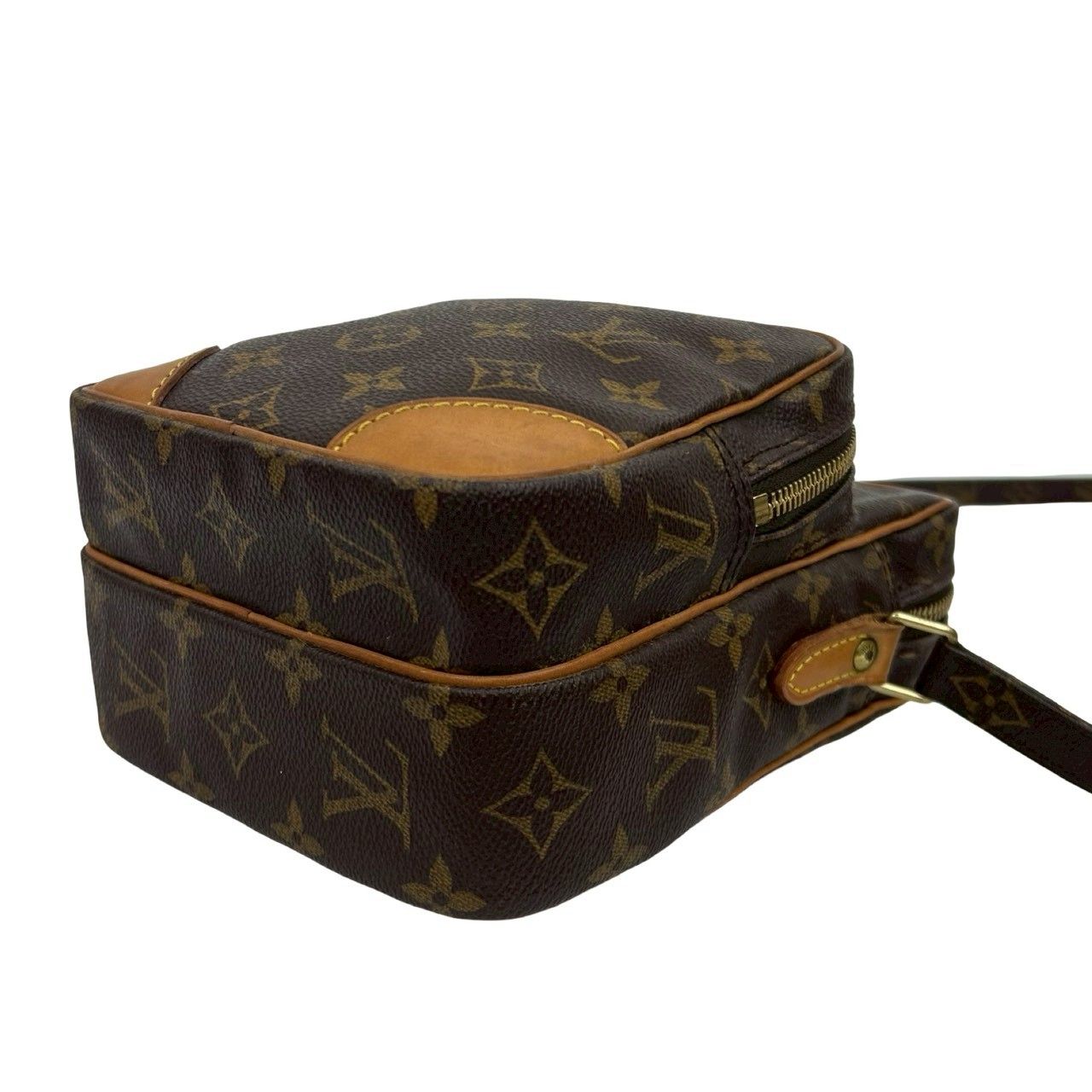 Louis Vuitton Vintage Amazon Monogram Leather Mini Shoulder Bag Pochette Brown — view 8