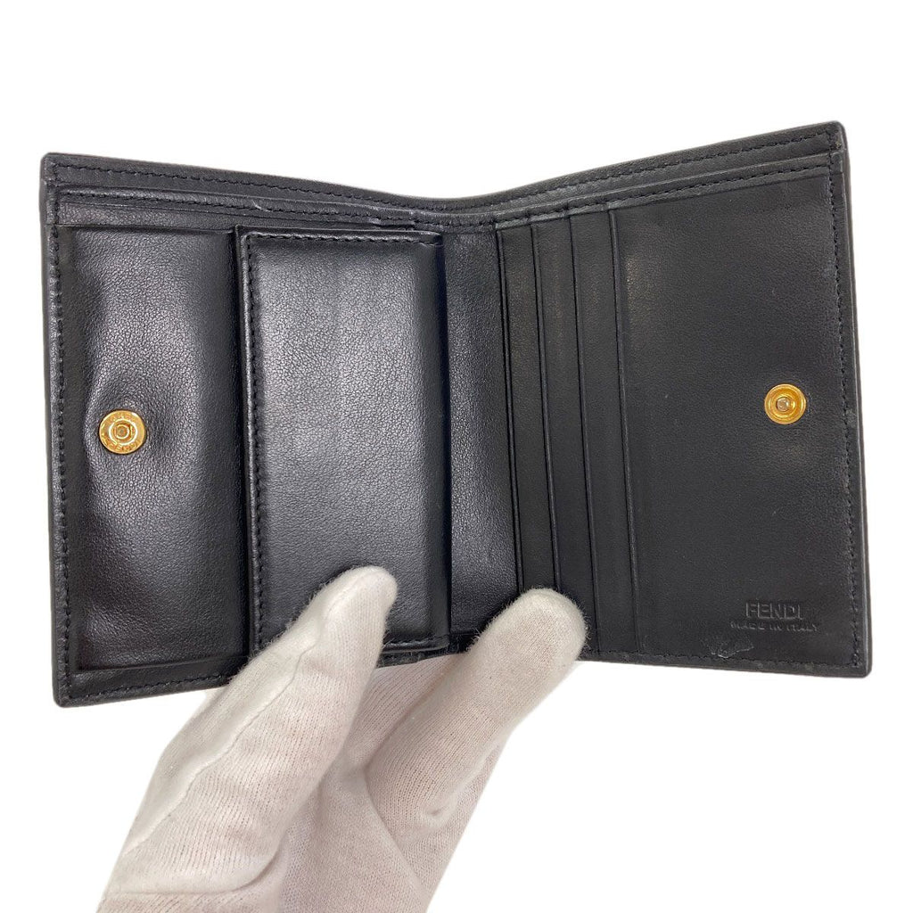 Fendi Logo Bifold Wallet Leather — view 4
