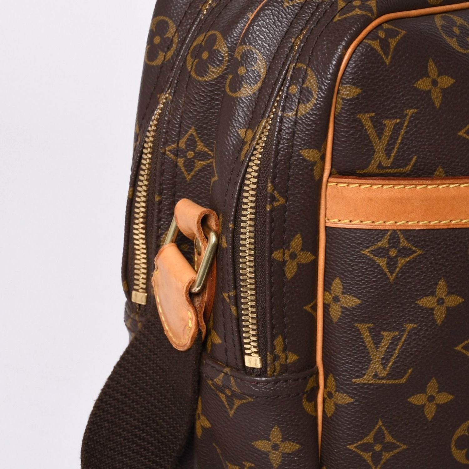 Louis Vuitton Shoulder Bag Reporter GM Monogram Brown Gold — view 5