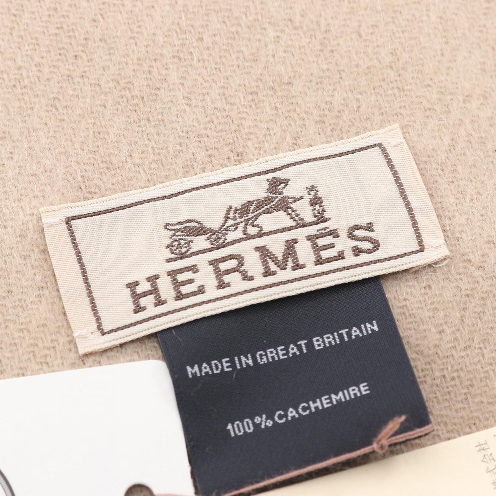 Hermes Scarf Recto Verso Beige — view 3