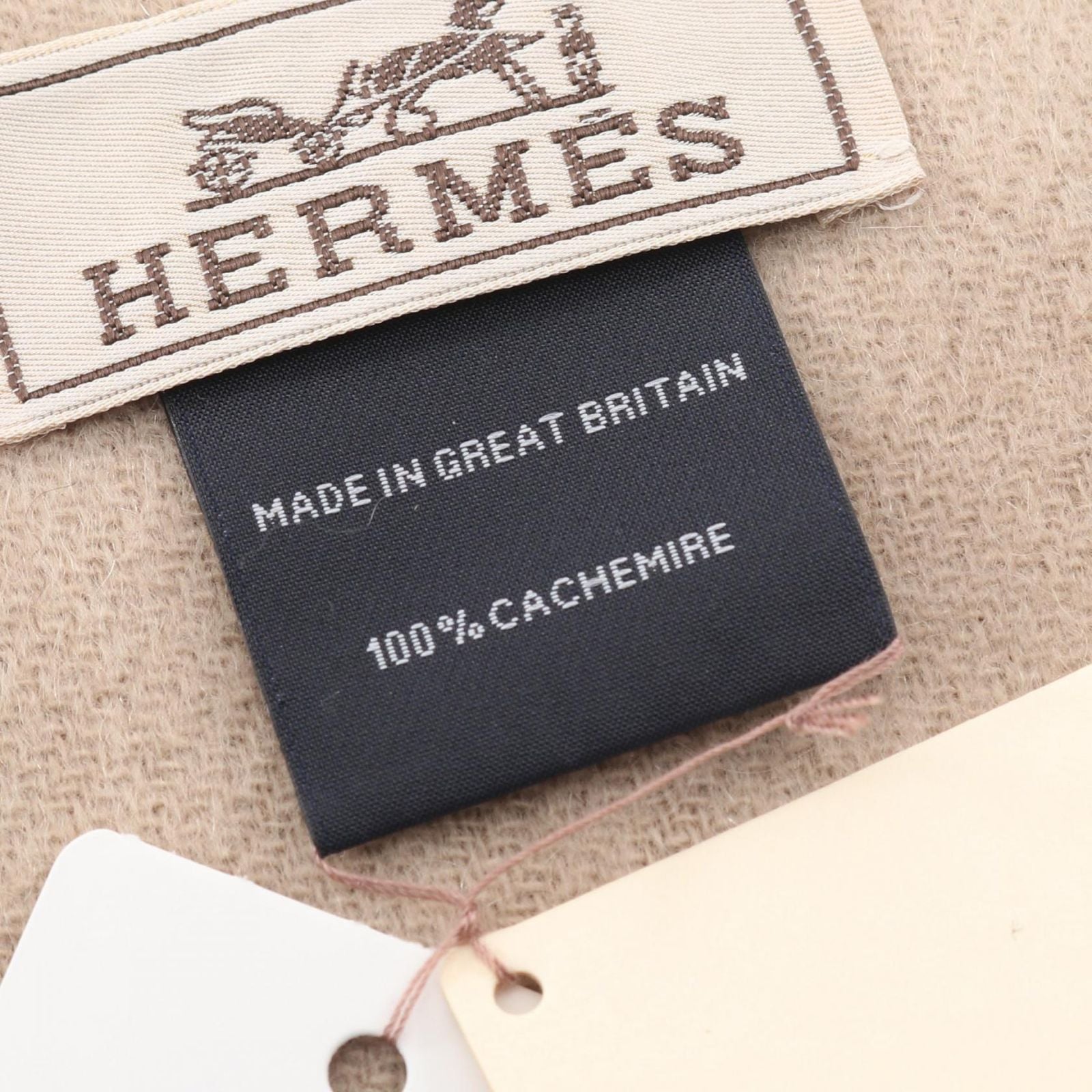 Hermes Scarf Recto Verso Beige — view 4