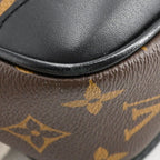 Louis Vuitton Shoulder Bag Arch Messenger — view 9