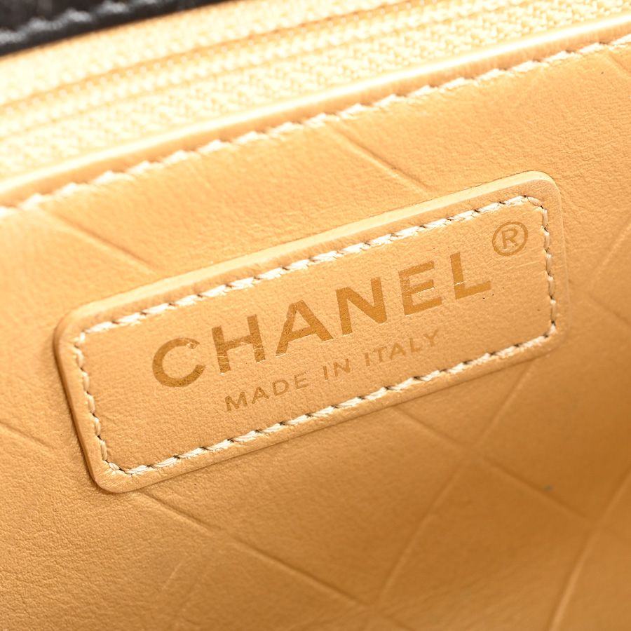 Chanel Shoulder Bag Mini Chain — view 6