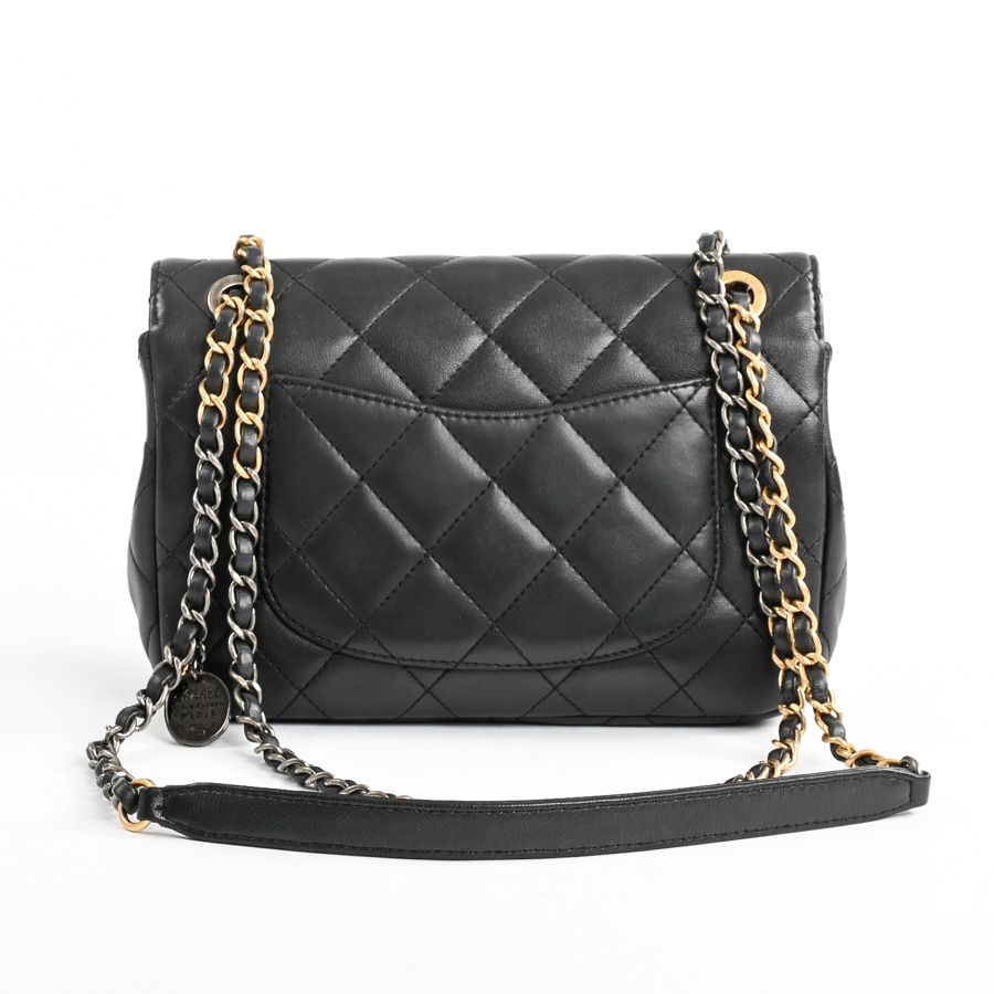 Chanel Shoulder Bag Mini Chain — view 3
