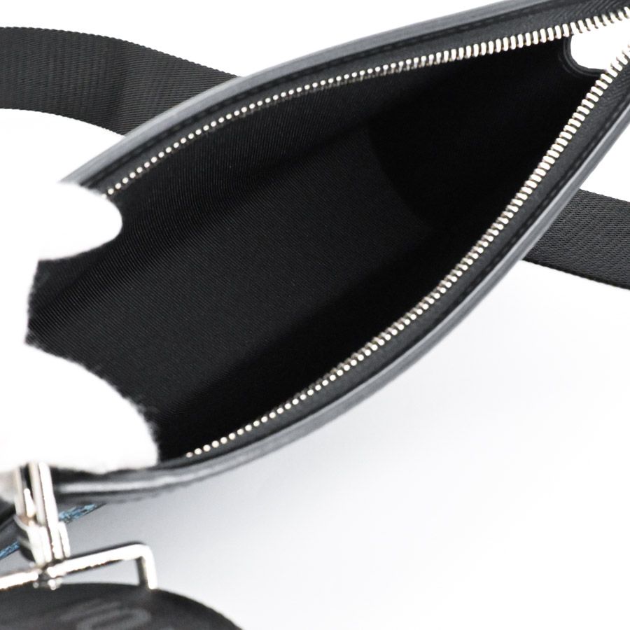 Louis Vuitton Shoulder Bag Gaston Wearable Wallet — view 4