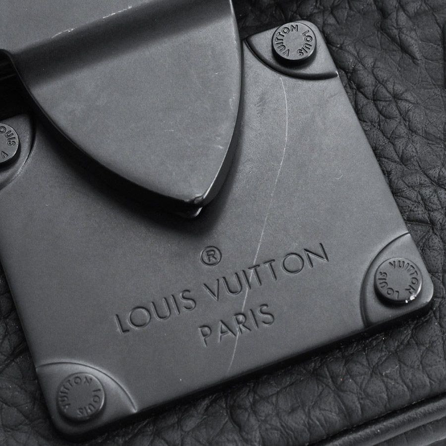 Louis Vuitton Shoulder Bag Pico S Lock — view 7
