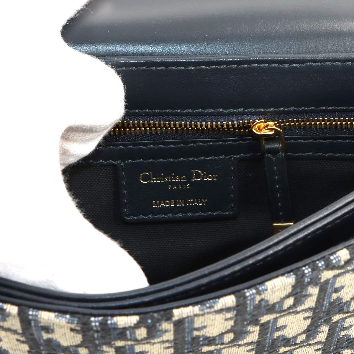 Dior Auction CD Signature Chain Shoulder Bag Canvas — view 8
