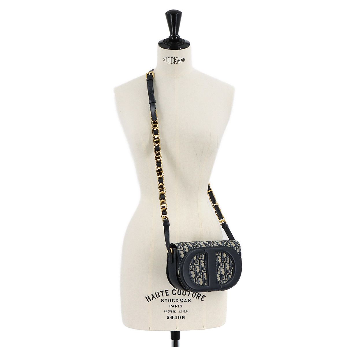 Dior Auction CD Signature Chain Shoulder Bag Canvas — view 9
