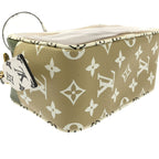 Louis Vuitton Monogram Giant Beach Pouch Shoulder Bag Khaki Beige — view 6
