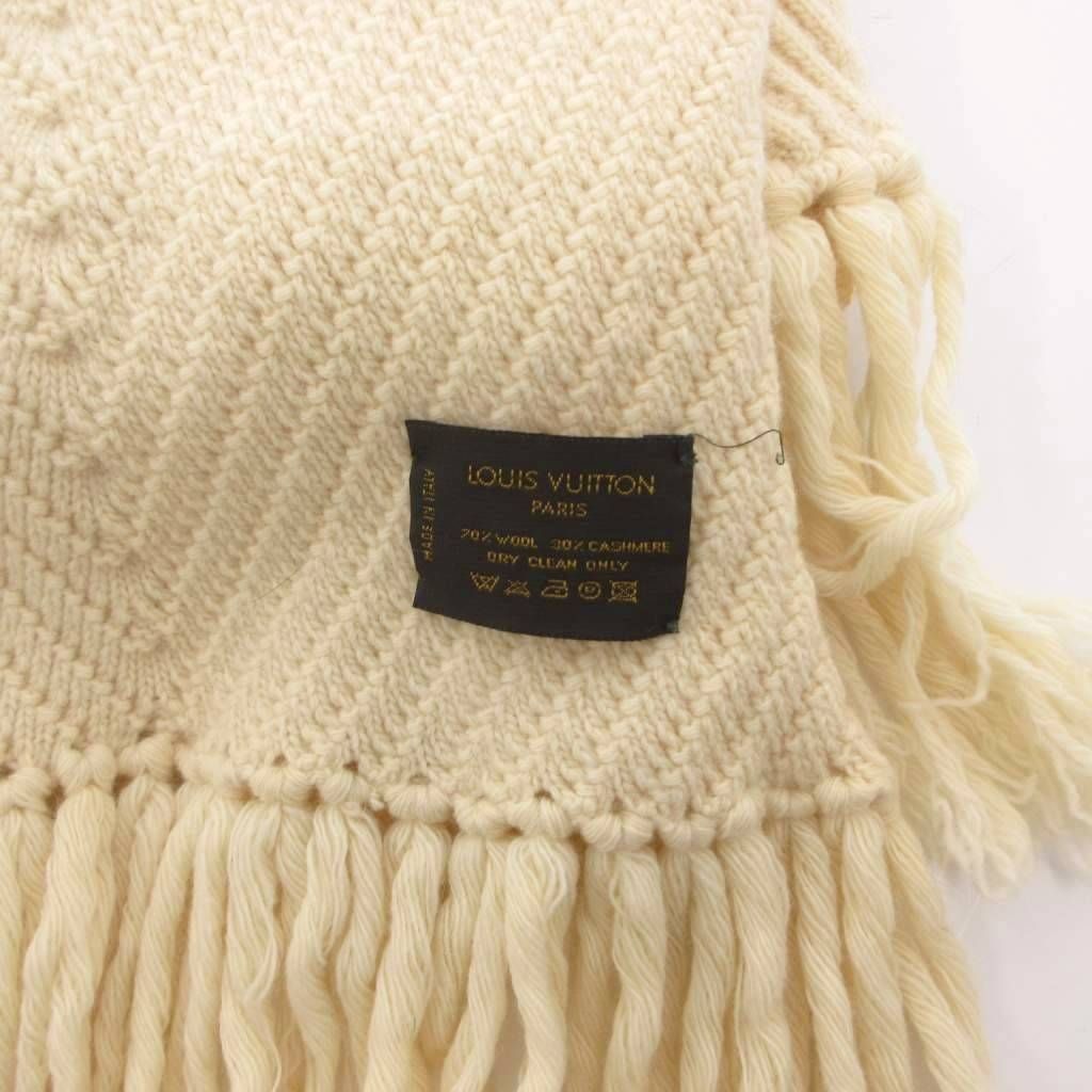 Louis Vuitton Scarf Shawl Fringe Knit Wool Cashmere Blend White Sweater — view 5